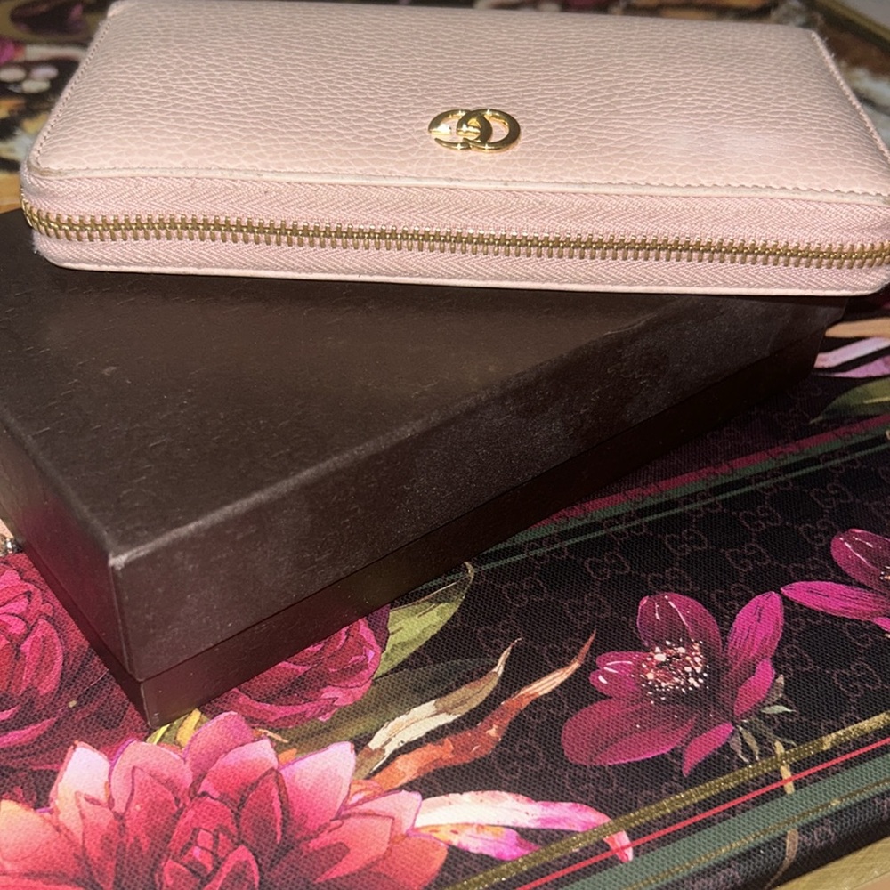 GUCCI Marmont Zip around wallet 100% AUTHENTIC - Picture 7 of 12